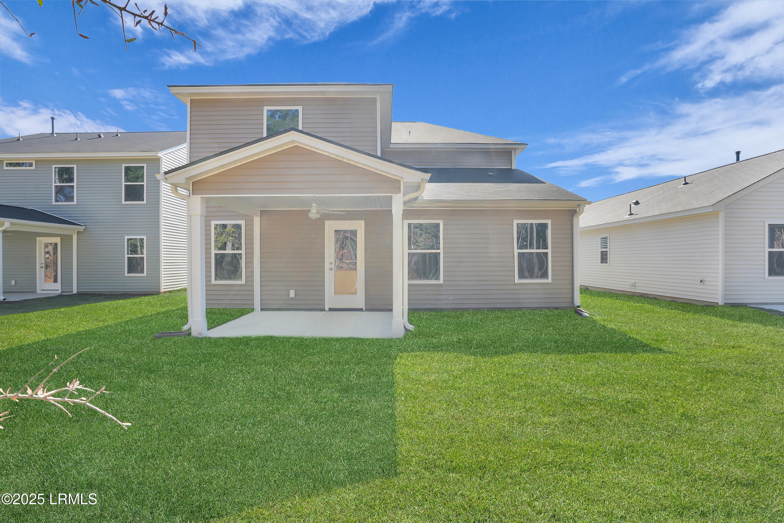 457 Waters Edge Way Hardeeville, SC 29927 - Photo 33 of 35 FMWeb32