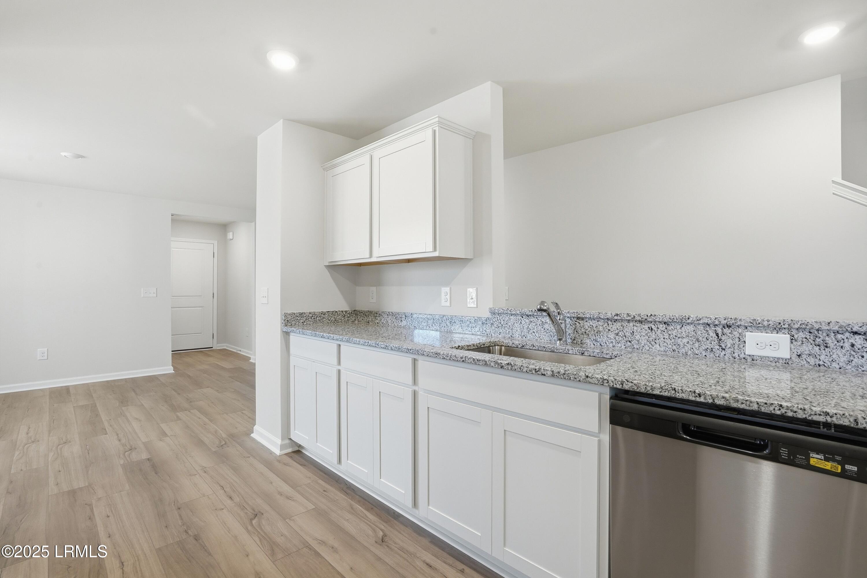 457 Waters Edge Way Hardeeville, SC 29927 - Photo 8 of 35 FMWeb07