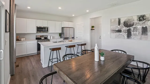 $514,990 | 1830 Canyon Creek Drive, Aurora, IL 60503