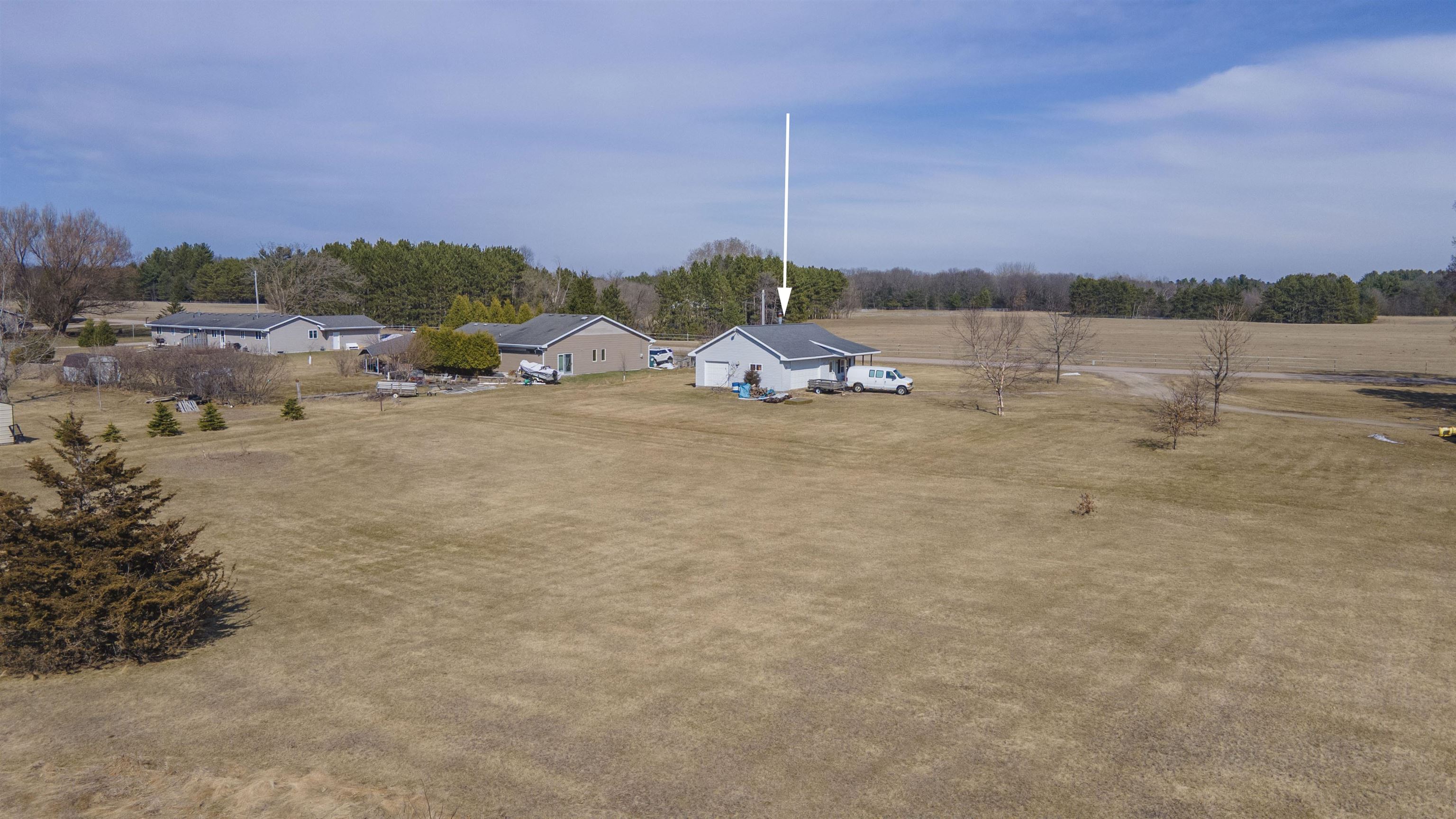 N2355 Parfreyville Road Waupaca, WI 54981 - Photo 4 of 10