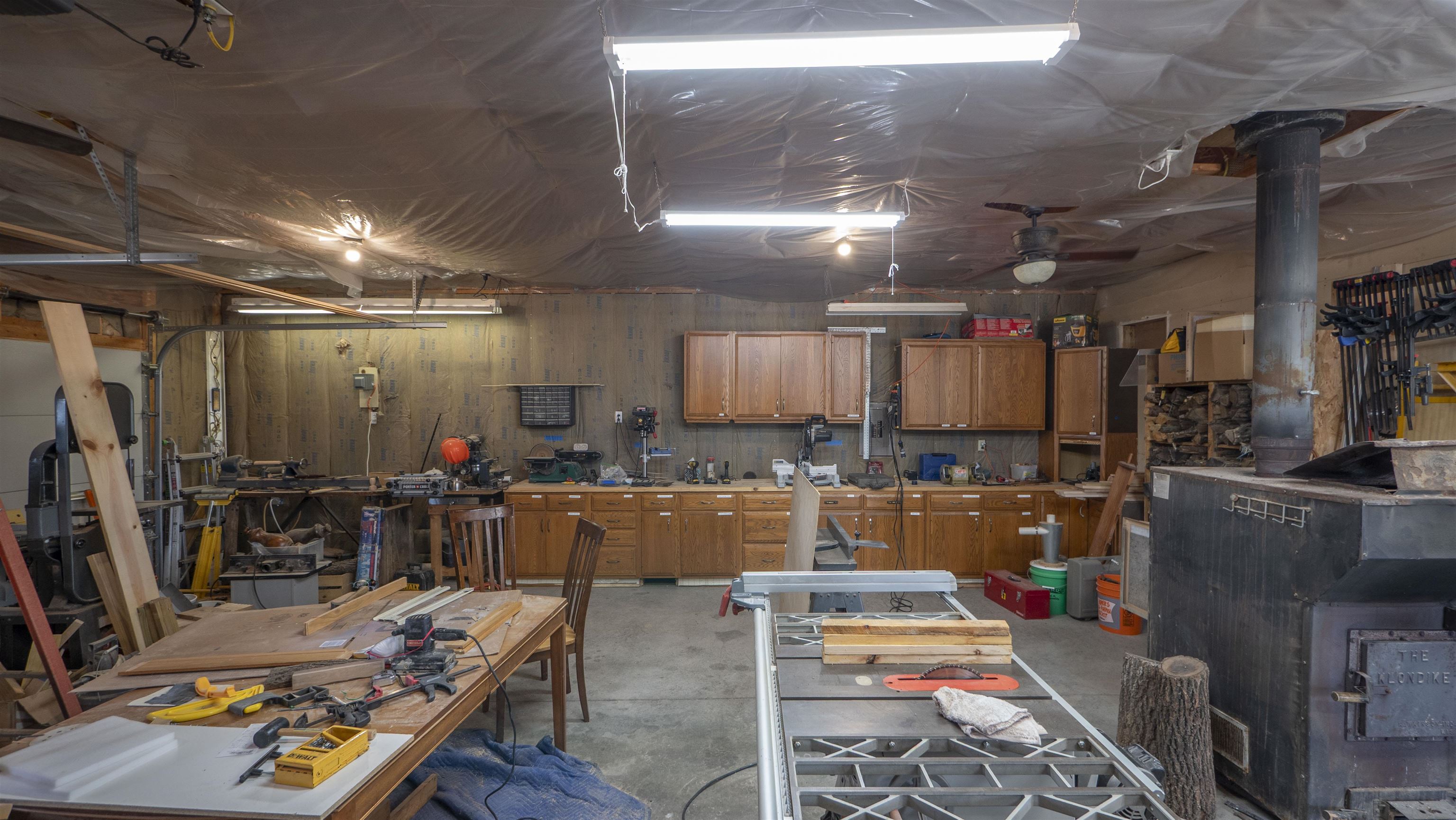 N2355 Parfreyville Road Waupaca, WI 54981 - Photo 6 of 10