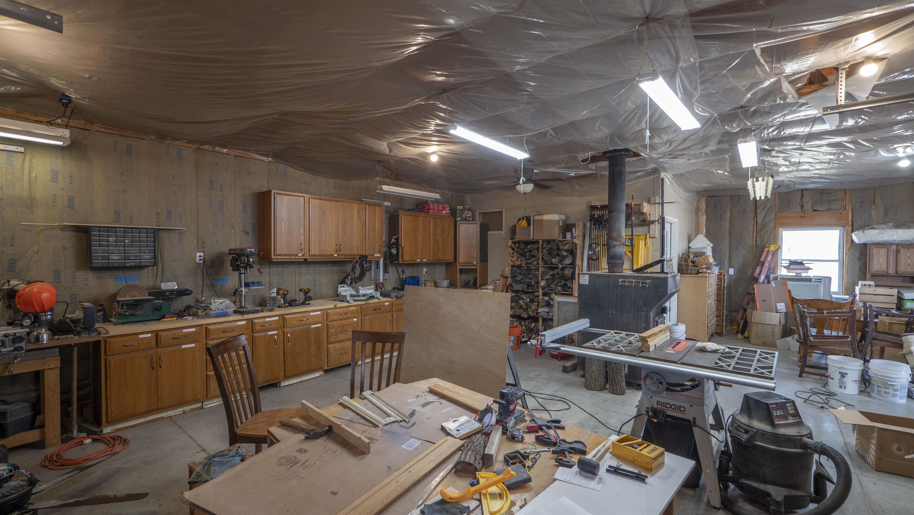 N2355 Parfreyville Road Waupaca, WI 54981 - Photo 7 of 10