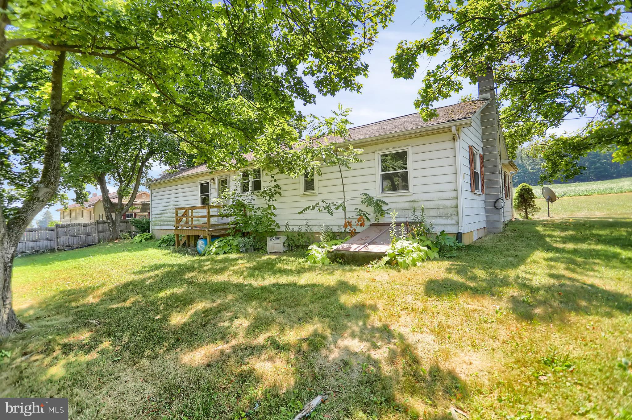650 Pleasant Valley Road Elliottsburg, PA 17024 - Photo 3 of 22 back of house