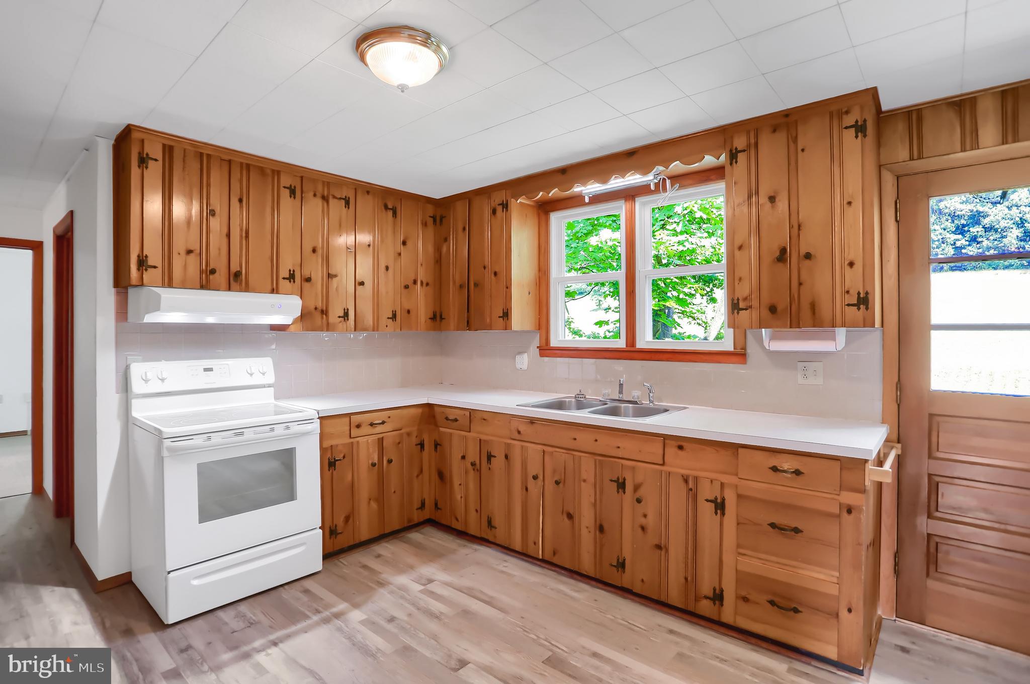 650 Pleasant Valley Road Elliottsburg, PA 17024 - Photo 7 of 22 Gallery Image 7