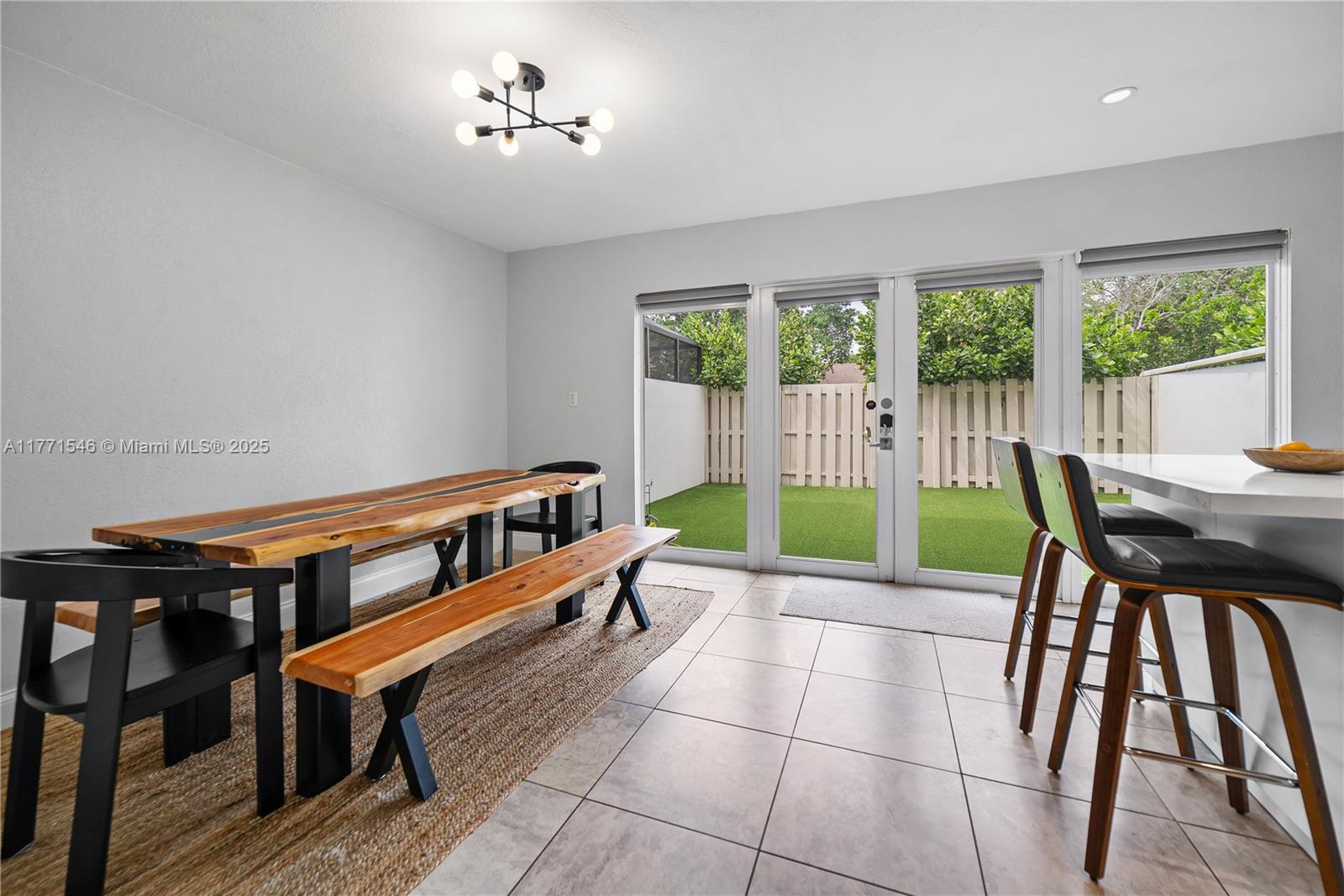 8122 Southwest 83rd Place Miami, FL 33143 - Photo 13 of 35