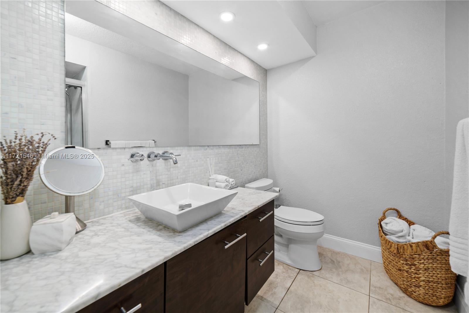 8122 Southwest 83rd Place Miami, FL 33143 - Photo 24 of 35