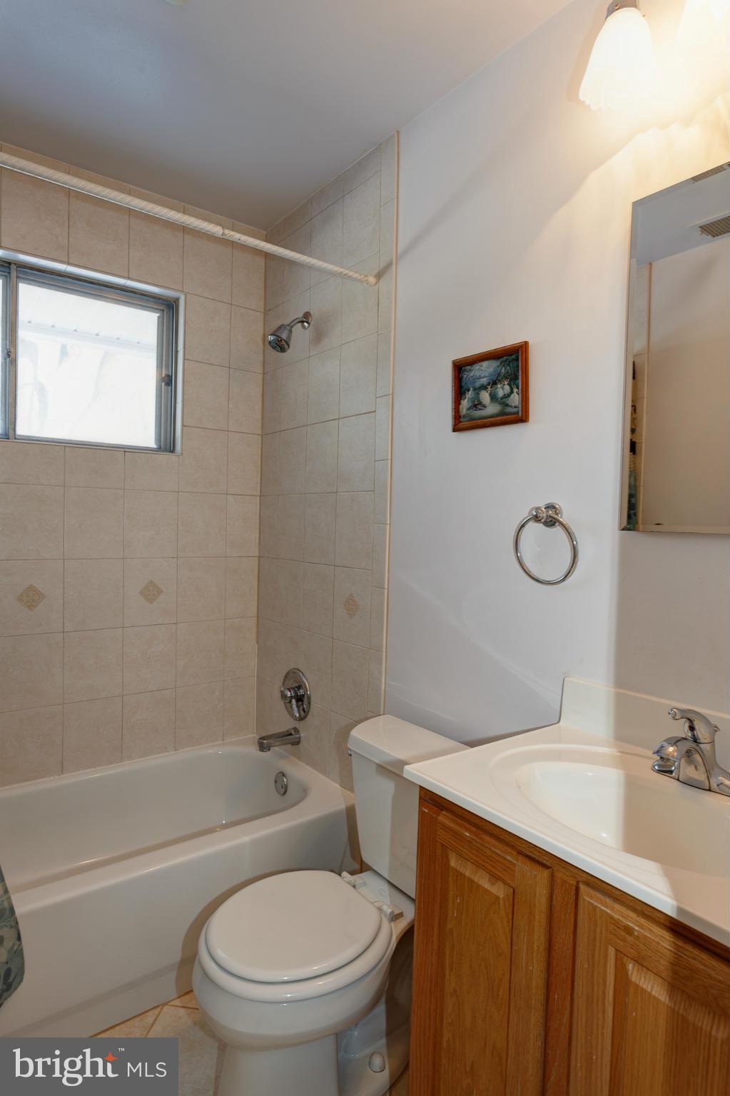 7306 Highland Street Springfield, VA 22150 - Photo 14 of 27 Bath