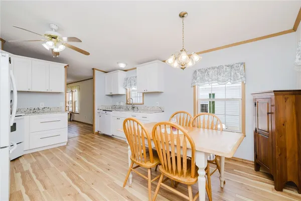 $299,000 | 21 Nightingale Lane, Tiverton, RI 02878