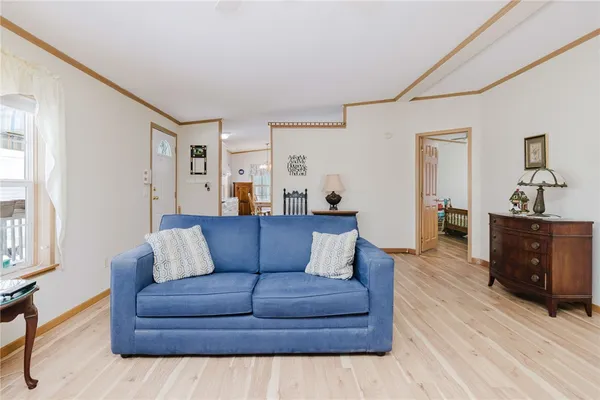 $299,000 | 21 Nightingale Lane, Tiverton, RI 02878