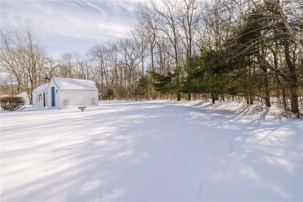 $299,000 | 21 Nightingale Lane, Tiverton, RI 02878