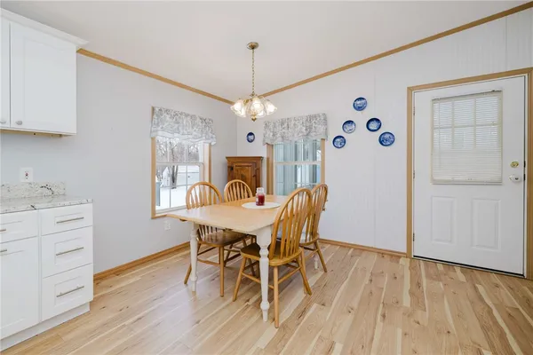 $299,000 | 21 Nightingale Lane, Tiverton, RI 02878