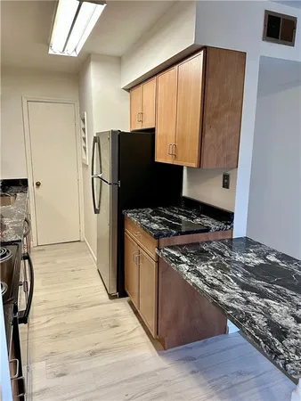 $139,000 | 1060 Chatham Park Drive, Unit G, Pittsburgh, PA 15216