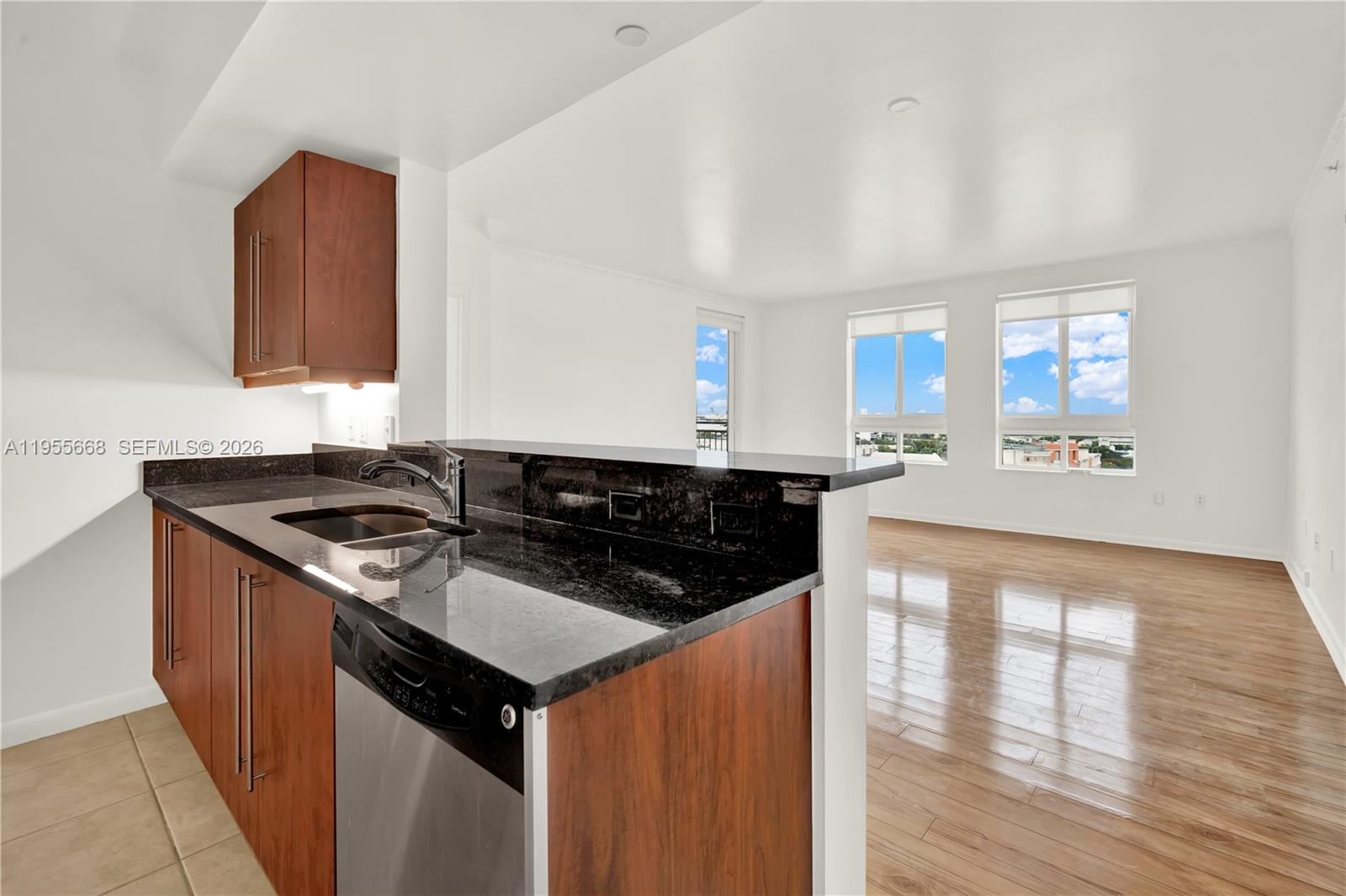 7350 Southwest 89th Street, Unit 1402S Miami, FL 33156 - Photo 14 of 44