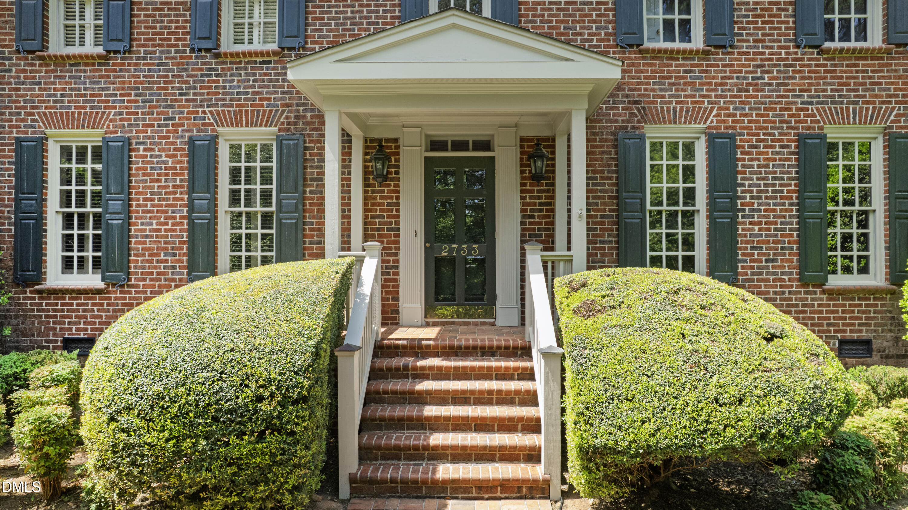 2733 Toxey Drive Raleigh, NC 27609 - Photo 3 of 58 2