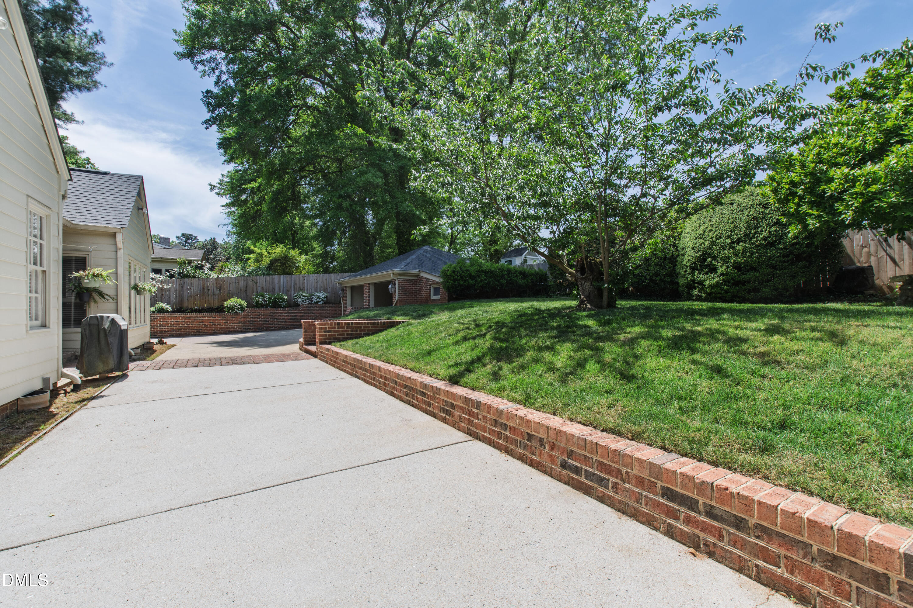 2733 Toxey Drive Raleigh, NC 27609 - Photo 54 of 58 Toxey (59)