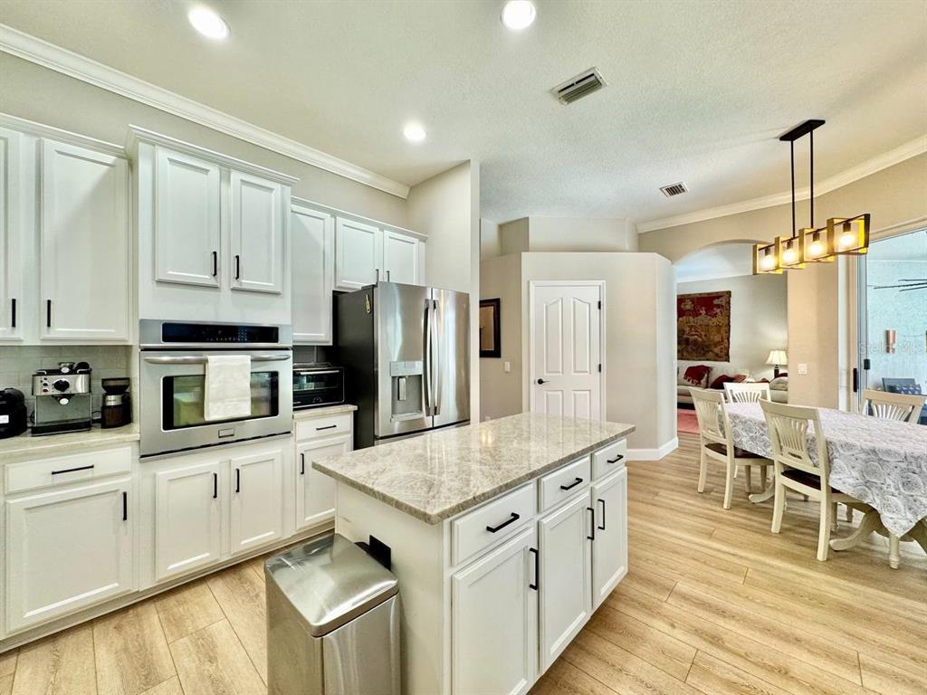 18711 Chaville Road Lutz, FL 33558 - Photo 21 of 72
