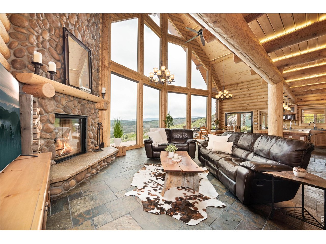 4119 Davis Ranch Road Bellvue, CO 80512 - Photo 7 of 47 Majestic Great Room