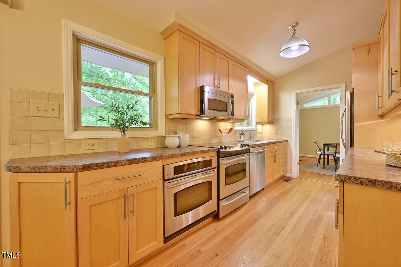 2422 Tryon Road Durham, NC 27705 - Photo 22 of 59 Tryon 2422_00056