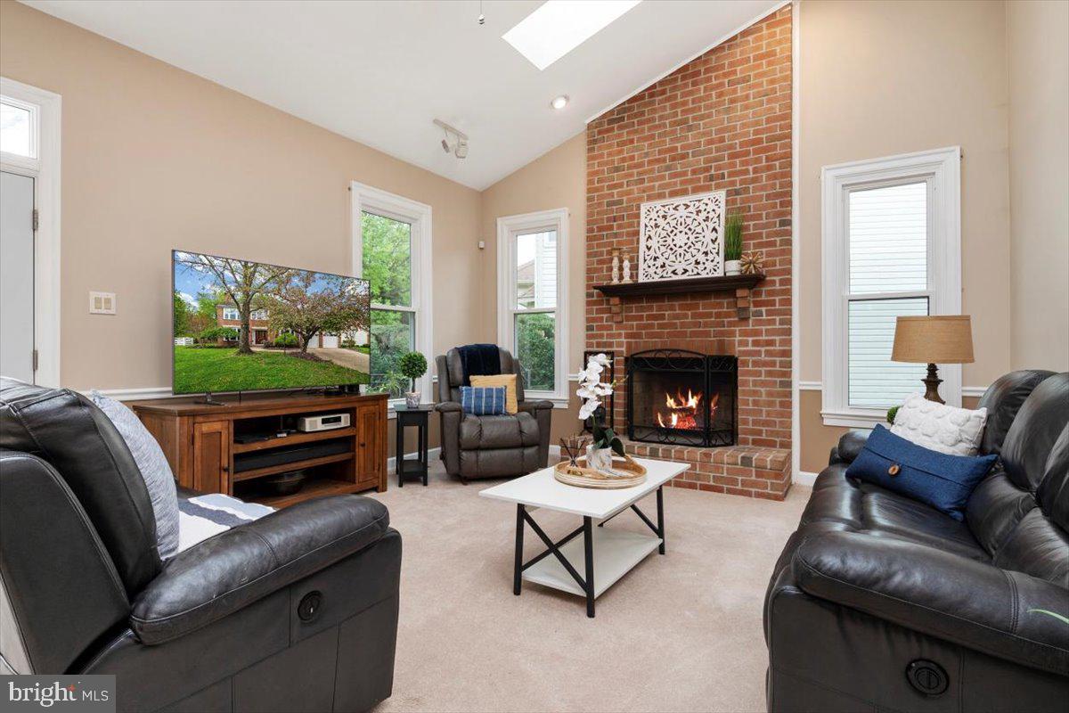 1301 Pleasant Meadow Road Crofton, MD 21114 - Photo 18 of 46 Great room