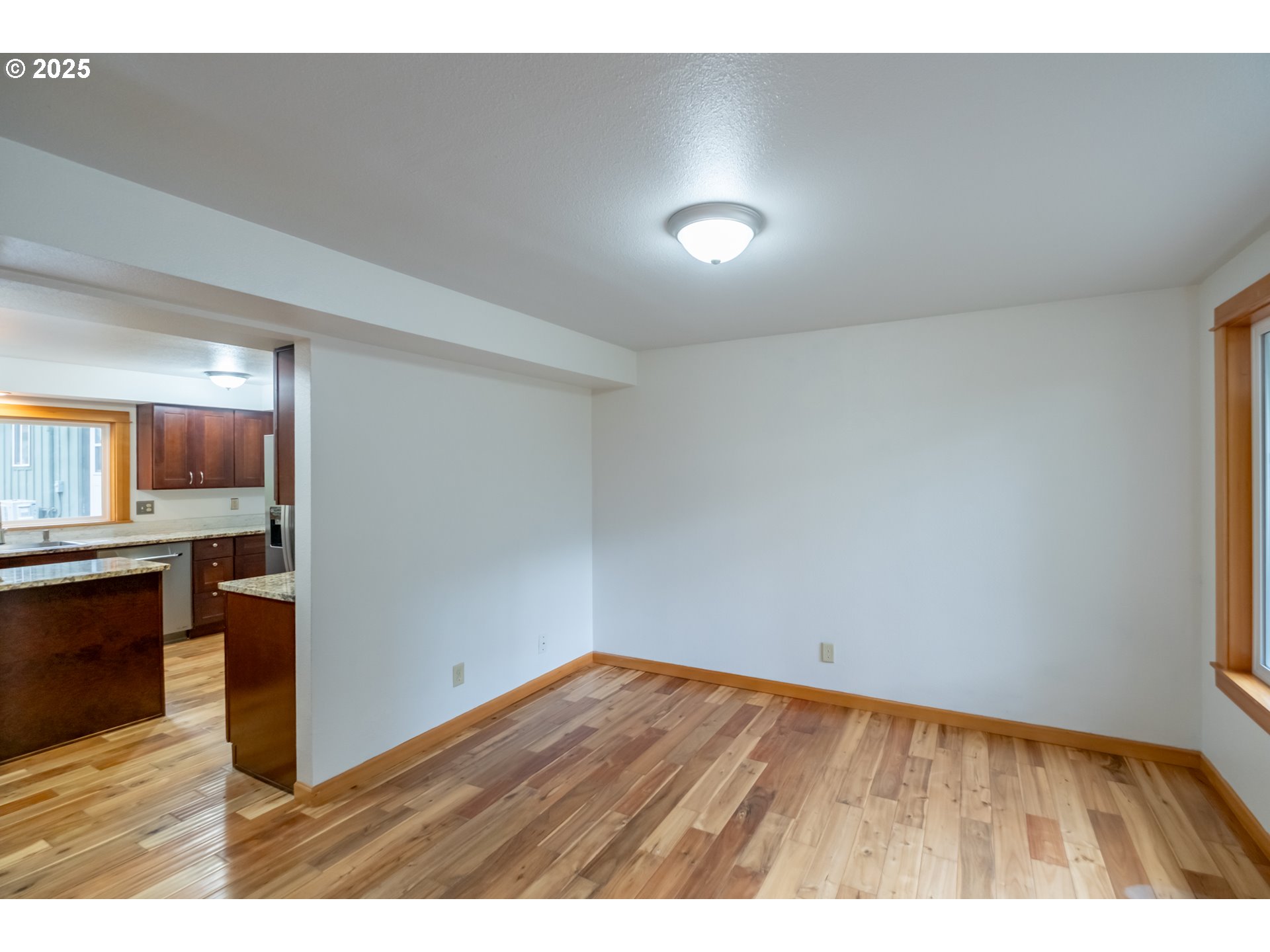 2314 Northwest Beaumont Lane Albany, OR 97321 - Photo 3 of 46 Dining Room