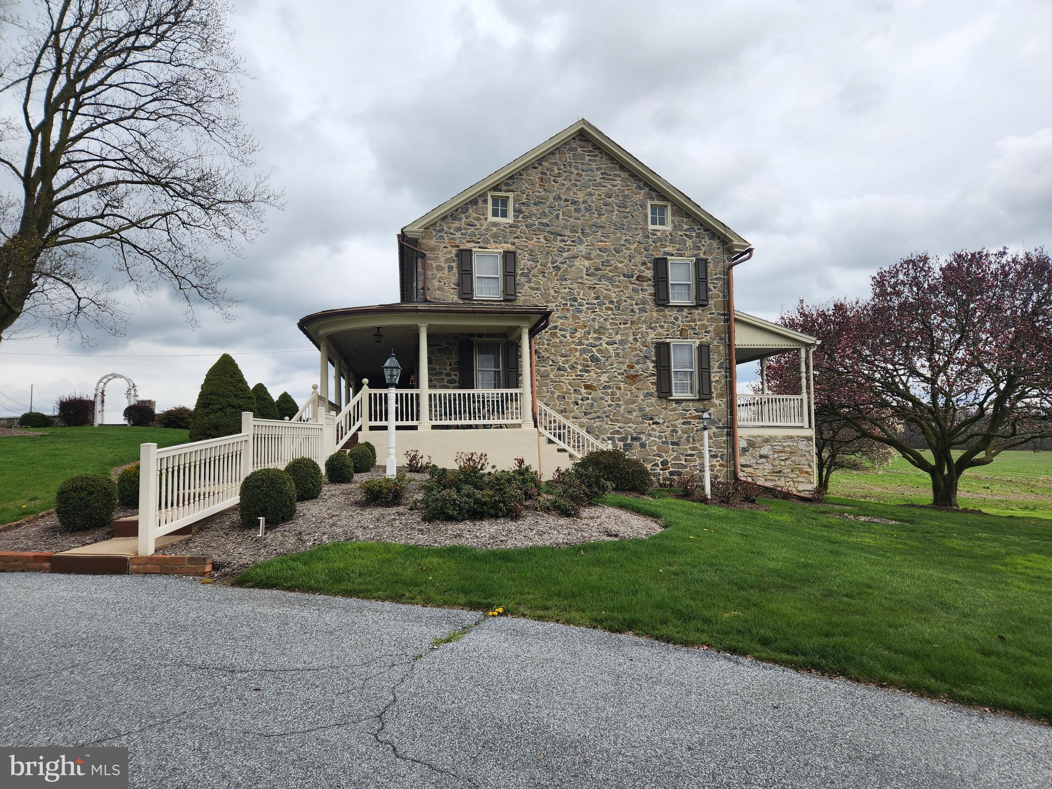 1041 Valley Road Quarryville, PA 17566 - Photo 7 of 39