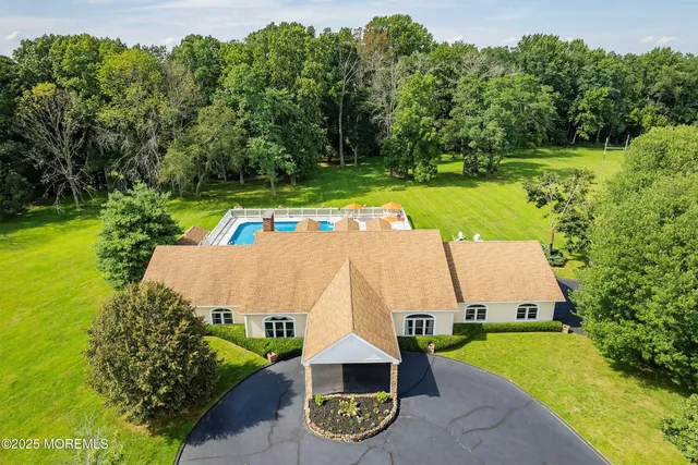 $2,750,000 | 25 Water Street, Colts Neck, NJ 07722