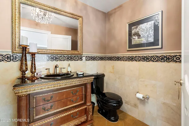 $2,750,000 | 25 Water Street, Colts Neck, NJ 07722