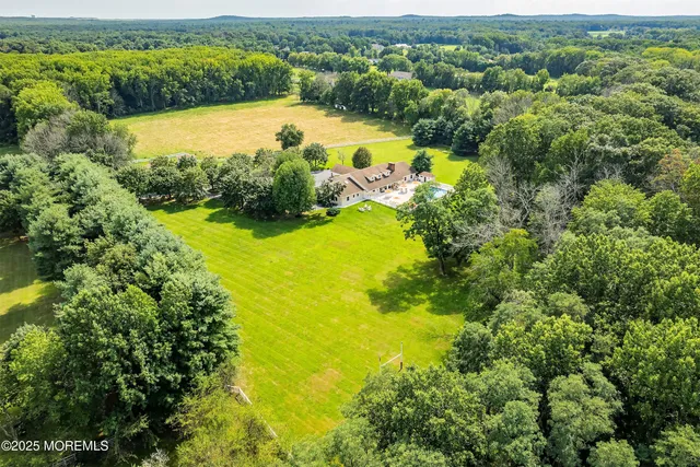 $2,750,000 | 25 Water Street, Colts Neck, NJ 07722