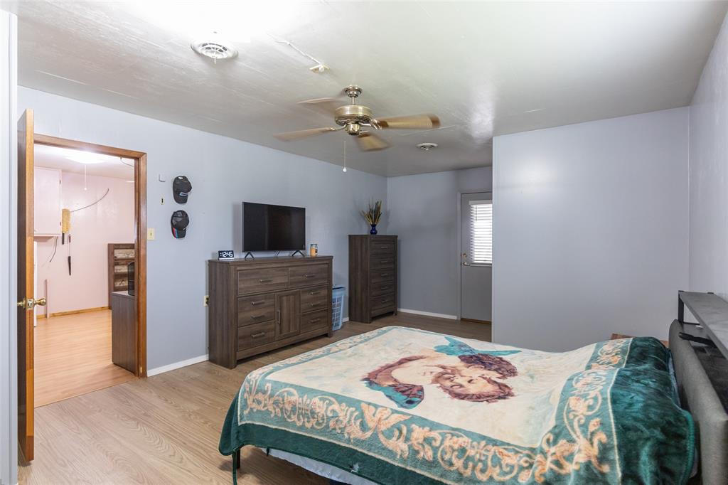 8867 Spinks Road Abilene, TX 79603 - Photo 11 of 39