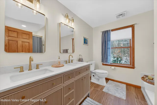 $585,000 | 85 Dashville Road, New Paltz, NY 12561