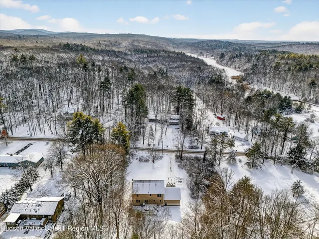 $585,000 | 85 Dashville Road, New Paltz, NY 12561