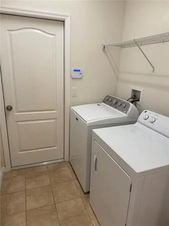 $2,400 | 2862 Running Brook Circle, Kissimmee, FL 34744