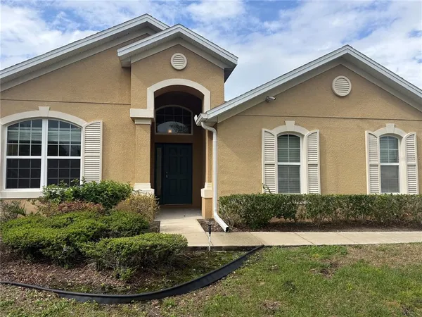 $2,400 | 2862 Running Brook Circle, Kissimmee, FL 34744