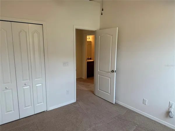 $2,400 | 2862 Running Brook Circle, Kissimmee, FL 34744