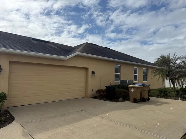 $2,400 | 2862 Running Brook Circle, Kissimmee, FL 34744