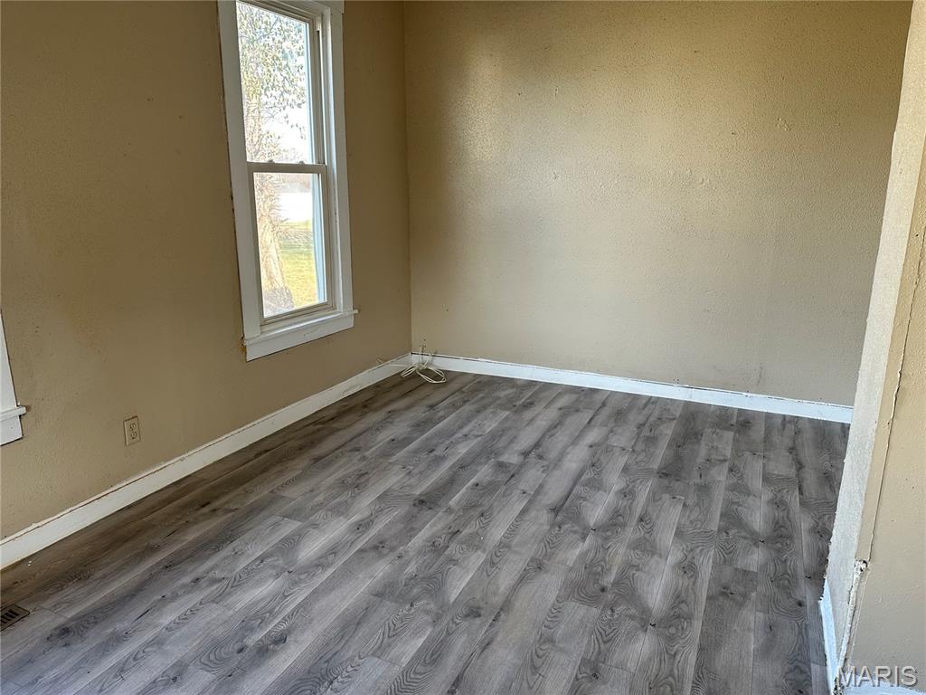 220 North Vine Street Sparta, IL 62286 - Photo 5 of 9