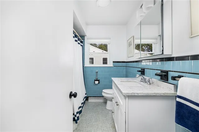 $3,750 | 6 Cliff Terrace, Newport, RI 02840