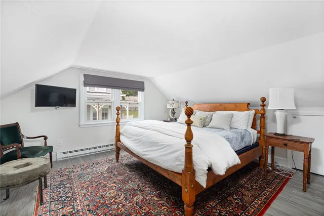 $3,750 | 6 Cliff Terrace, Newport, RI 02840