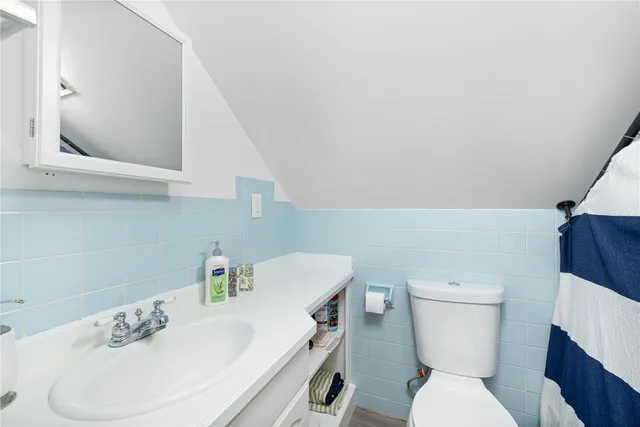 $3,750 | 6 Cliff Terrace, Newport, RI 02840