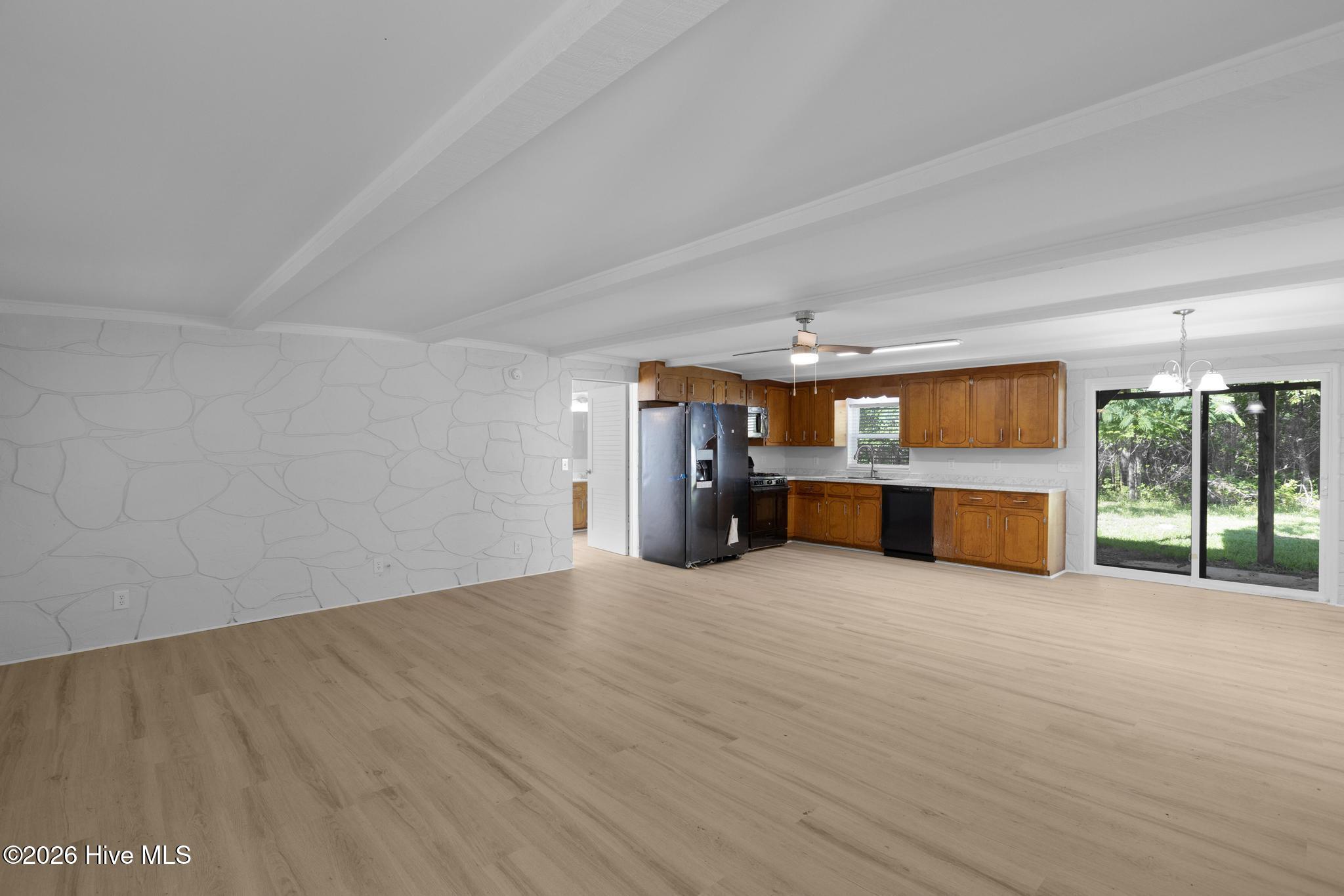 413-421 Buds Lane Hampstead, NC 28443 - Photo 6 of 64 IMG_0327