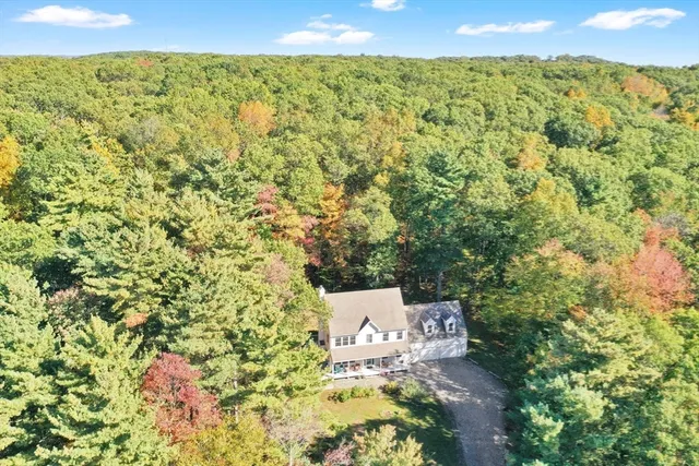 $2,950 | 49 Hydeville Road, Stafford, CT 06076