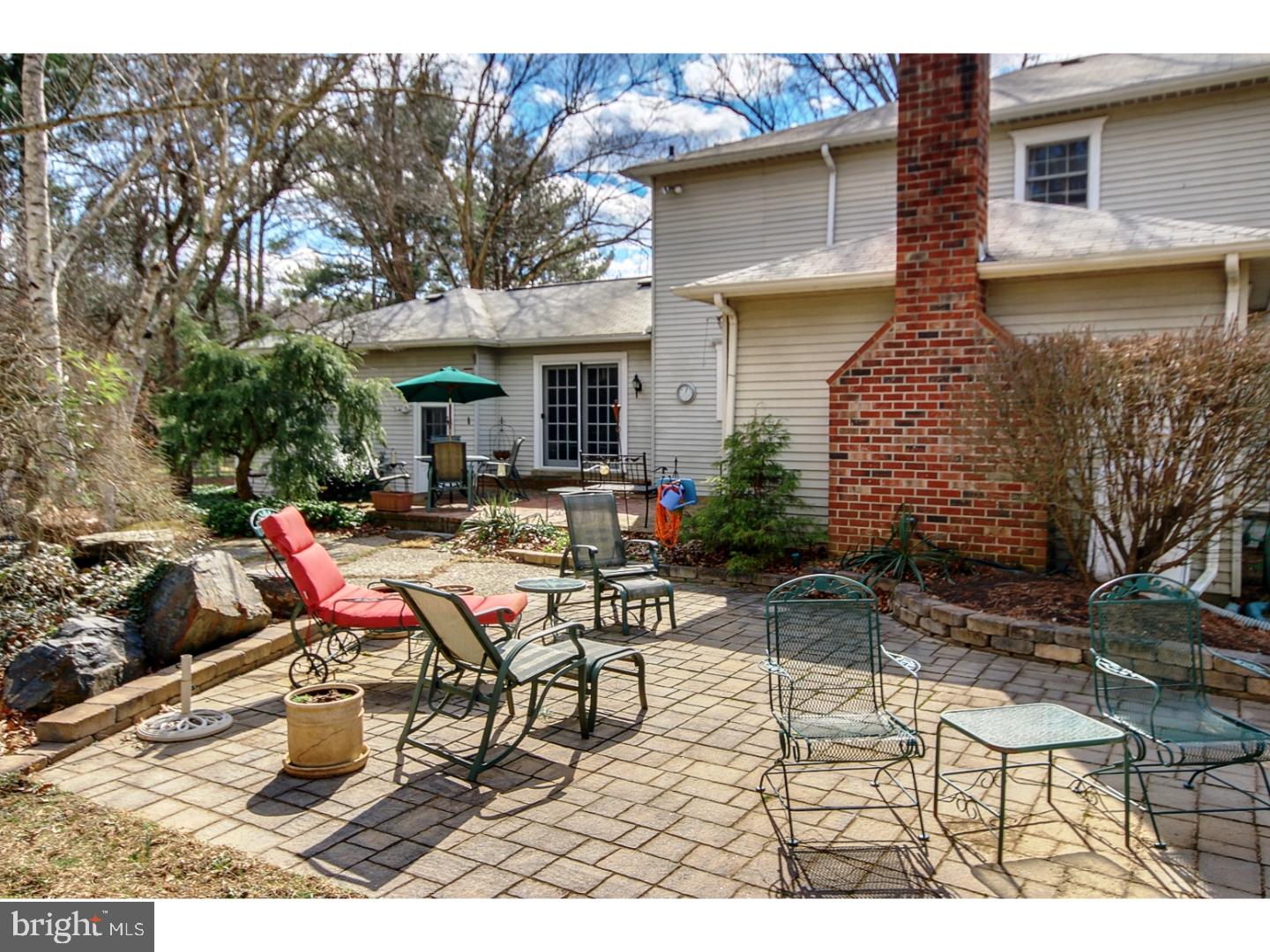 957 Macclesfield Road Furlong, PA 18925 - Photo 22 of 25 Patio