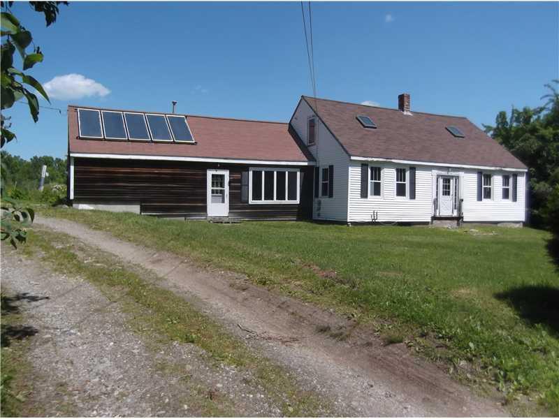 946 Old Rte One Waldoboro, ME 04572 - Photo 1 of 13 Exterior Front.