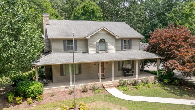 $640,000 | 830 Motlow College Road, Normandy, TN 37360