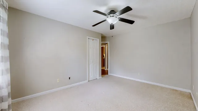 $640,000 | 830 Motlow College Road, Normandy, TN 37360