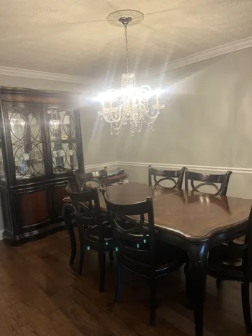 $640,000 | 830 Motlow College Road, Normandy, TN 37360