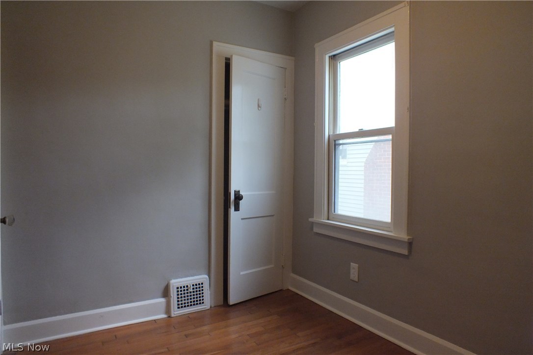 22651 Seabrooke Avenue Euclid, OH 44123 - Photo 16 of 31 The first floor bedroom