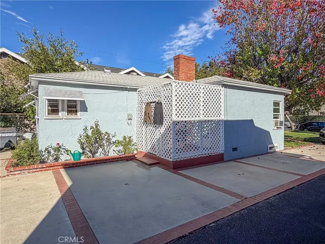 $1,199,000 | 121 North Myers Street, Burbank, CA 91506