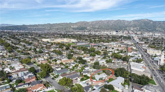 $1,199,000 | 121 North Myers Street, Burbank, CA 91506