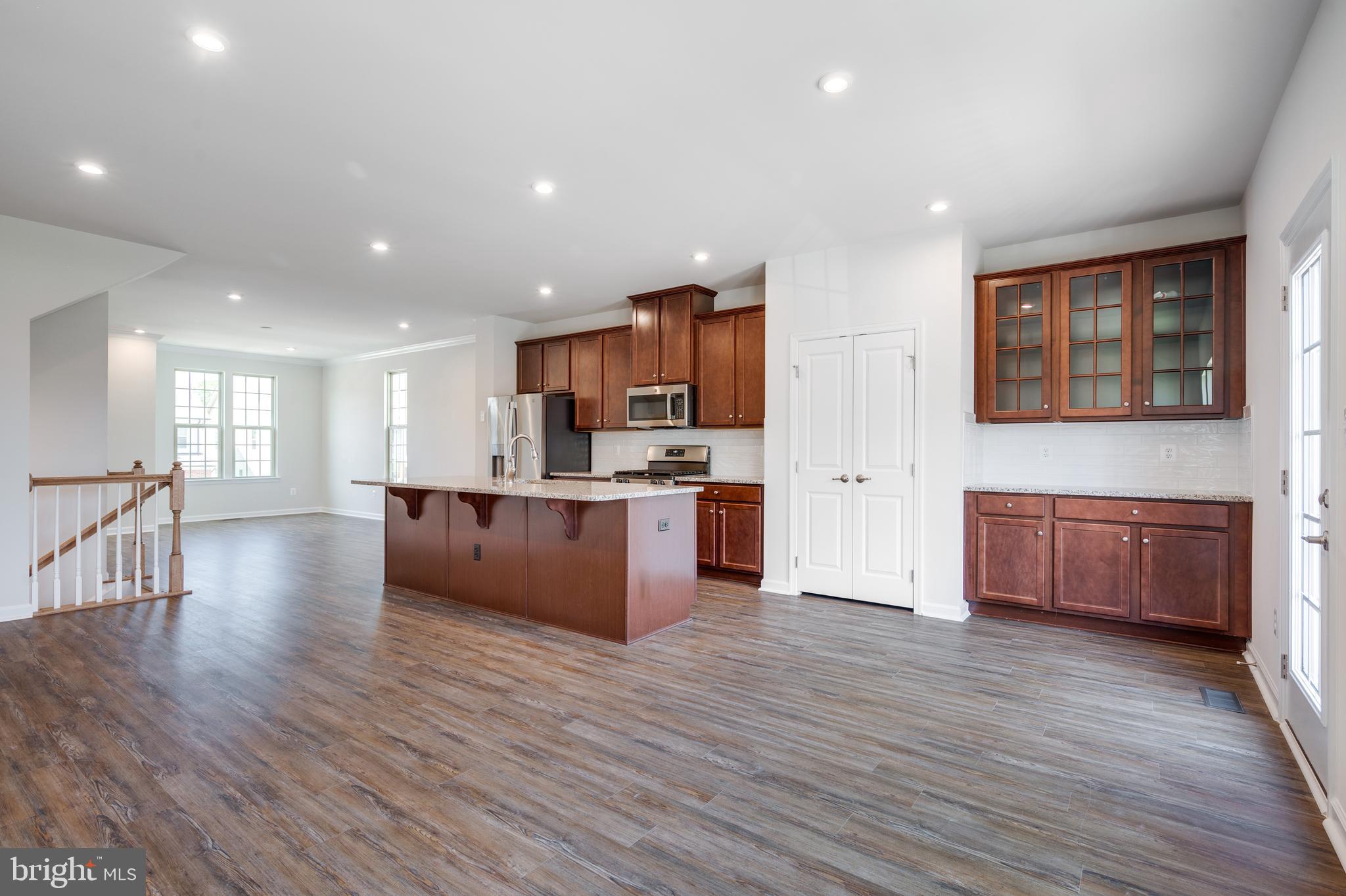18187 Red Mulberry Road Dumfries, VA 22026 - Photo 2 of 37 Gallery Image 2